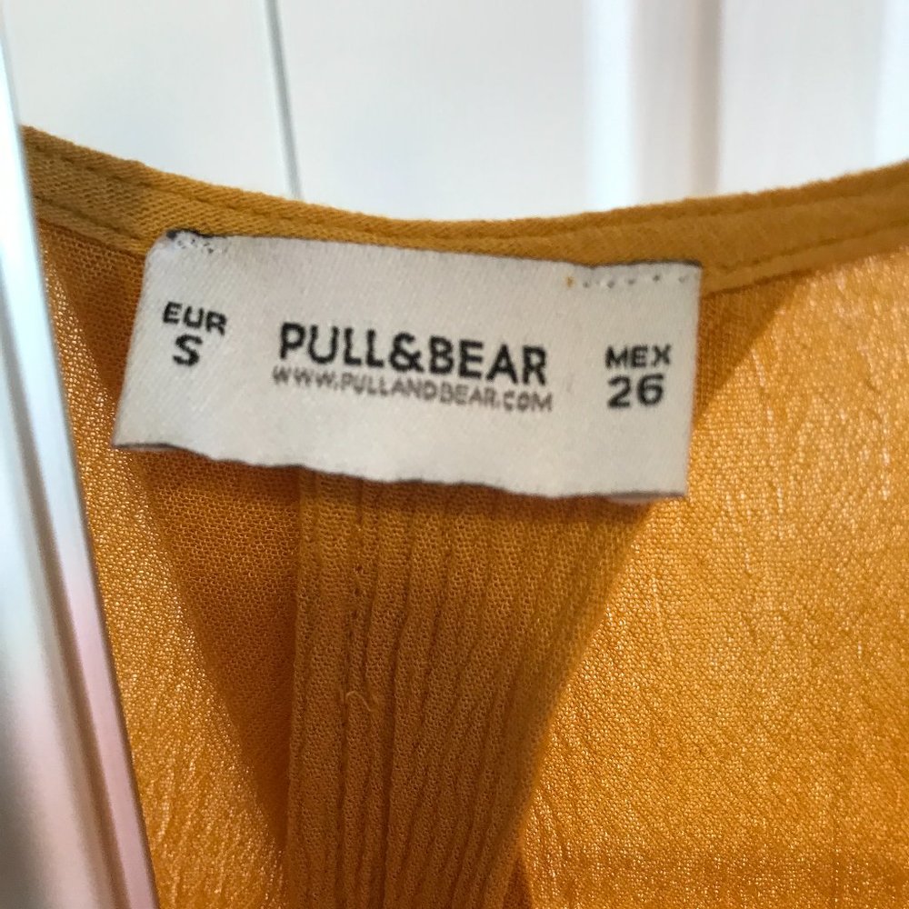 Pull&Bear Open-Back Crepe Crop Top– Size Small - Picture 3 of 9